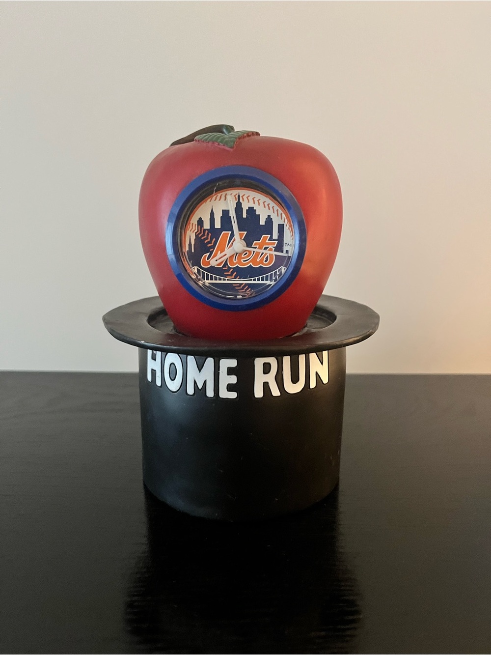 New York Mets Home Run Apple Clock